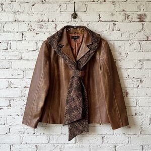 Q.U.E VTG Cognac Distressed Leather Blazer Jacket + FREE Scarf Bundle - Size L